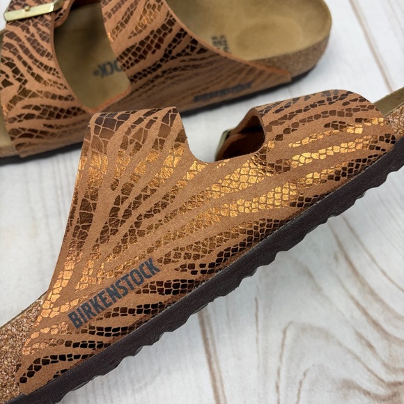 Birkenstock Arizona Double Strap Leather Sandals Metallic Copper Suede Sz EU 39 - Picture 11 of 14